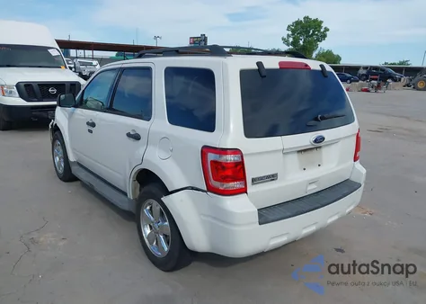 2011 Ford Escape Xlt from USA, damaged, VIN 1FMCU0D78BKB52619